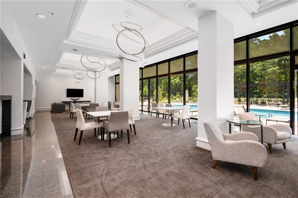 2660 Peachtree Road NW Unit 18G