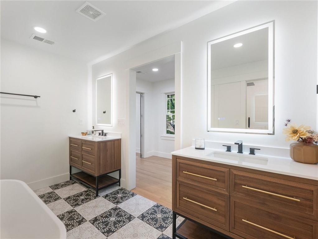 2375 Sherbrooke Drive NE