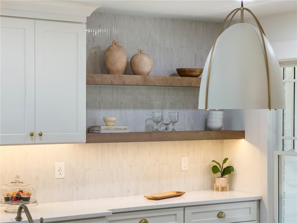 2375 Sherbrooke Drive NE