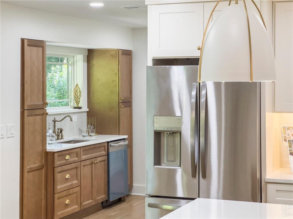 2375 Sherbrooke Drive NE