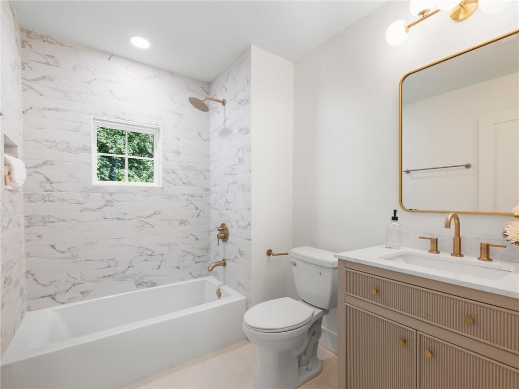 2375 Sherbrooke Drive NE