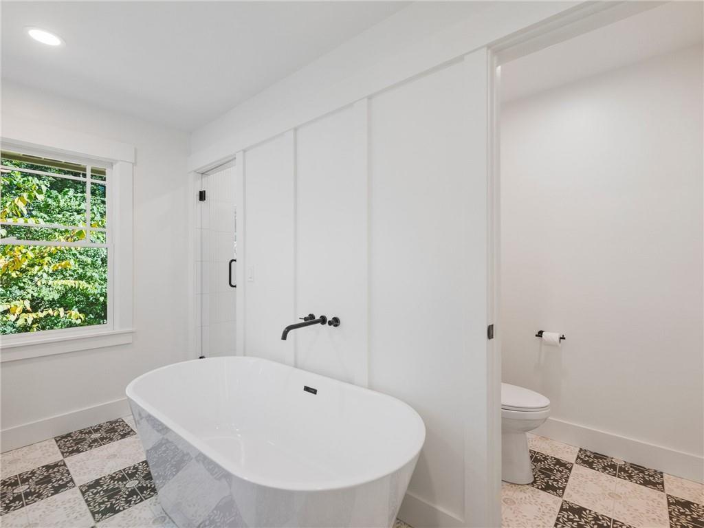 2375 Sherbrooke Drive NE