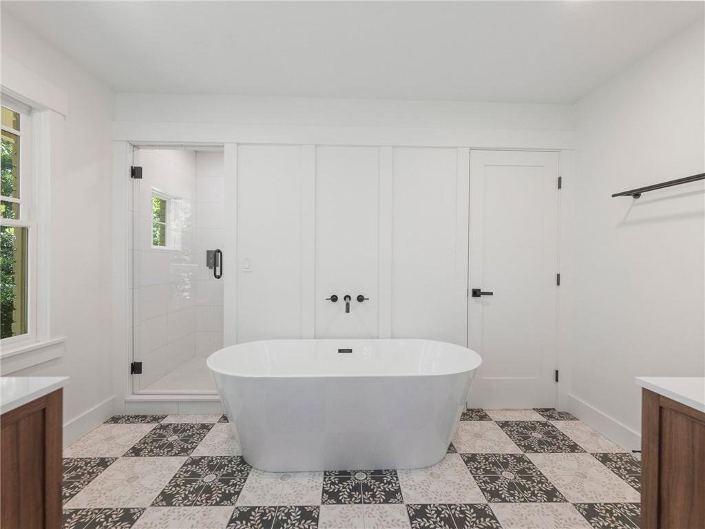 2375 Sherbrooke Drive NE