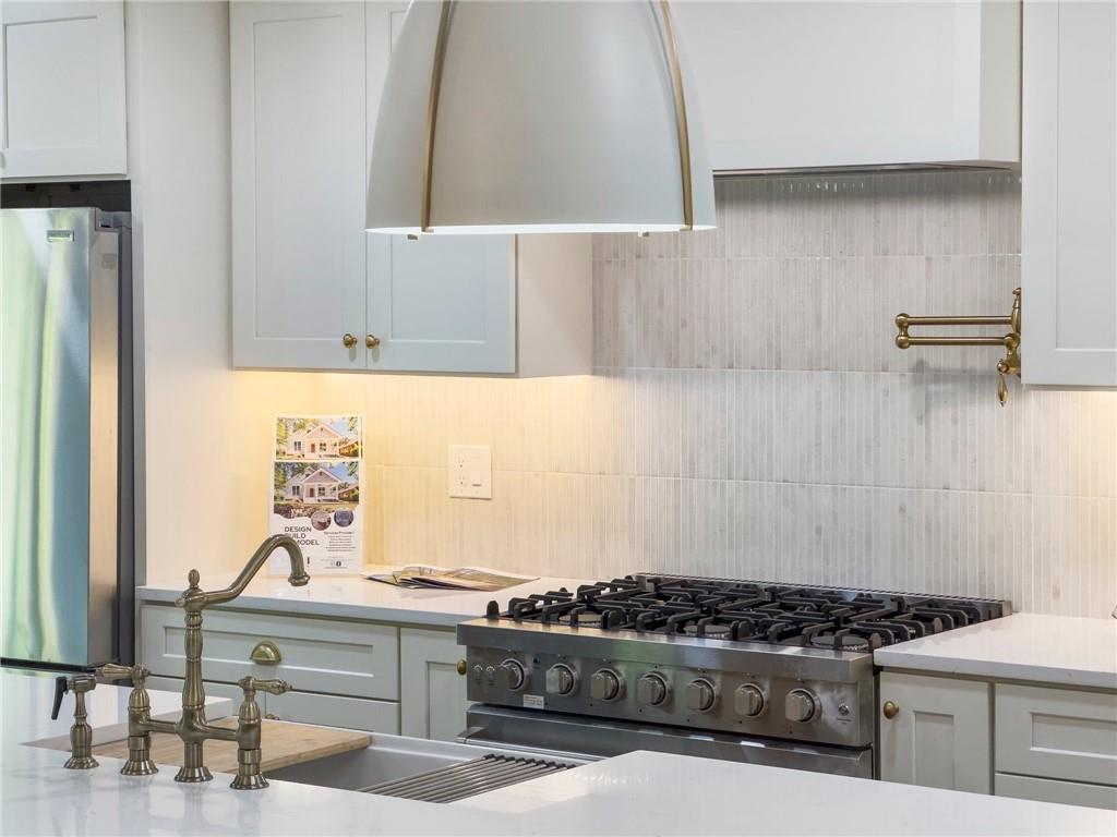 2375 Sherbrooke Drive NE