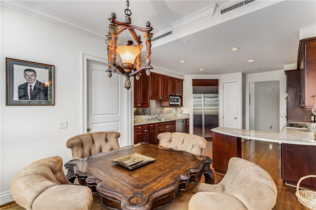 750 Park Avenue NE Unit 8E