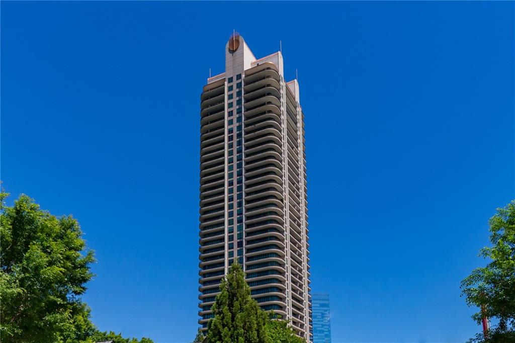 750 Park Avenue NE Unit 8E