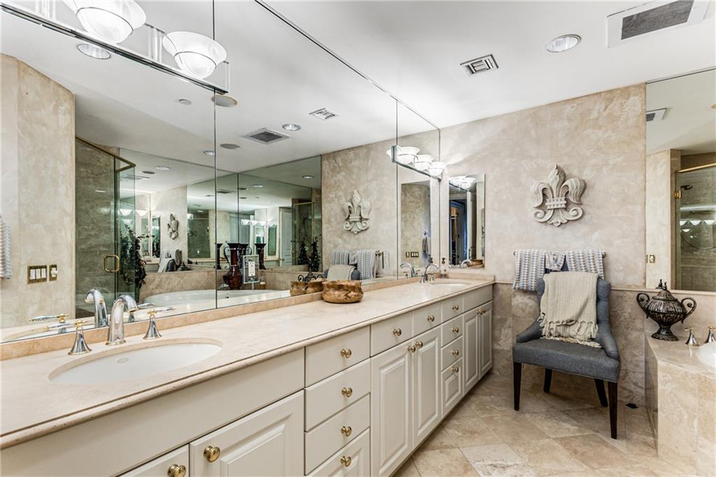 750 Park Avenue NE Unit 8E