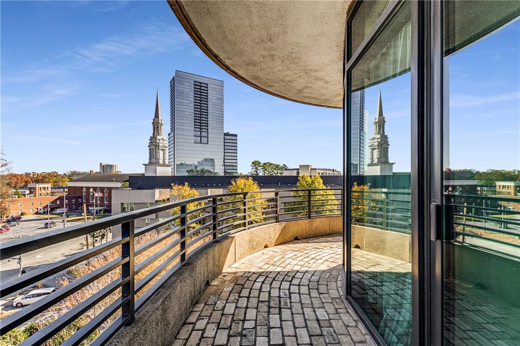 750 Park Avenue NE Unit 8E
