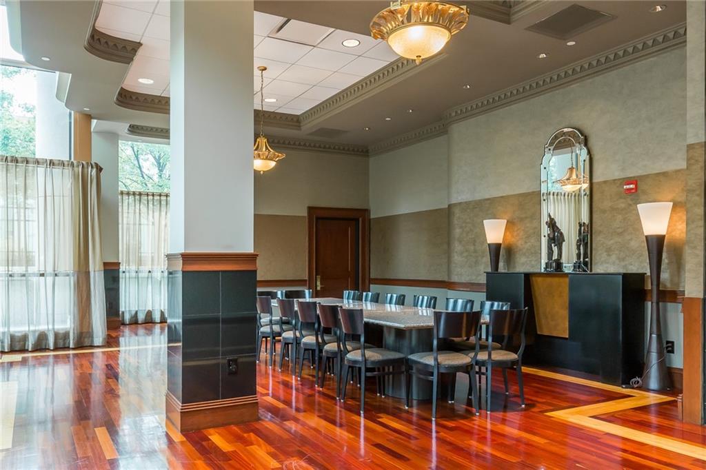 750 Park Avenue NE Unit 8E