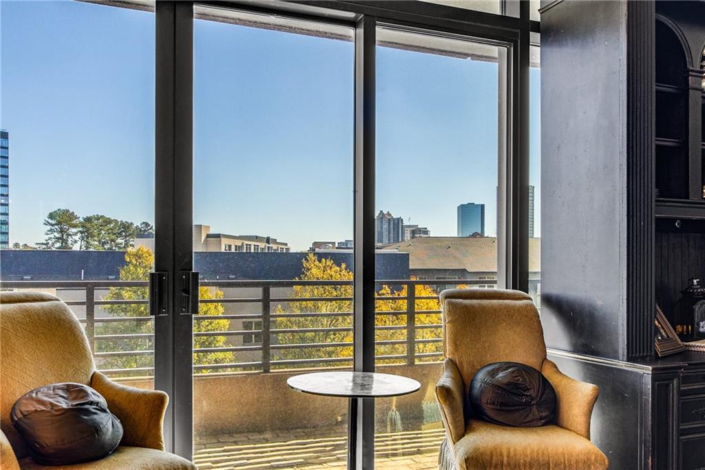 750 Park Avenue NE Unit 8E