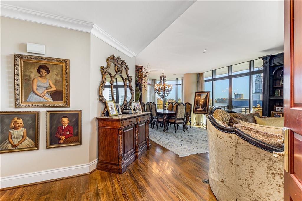 750 Park Avenue NE Unit 8E