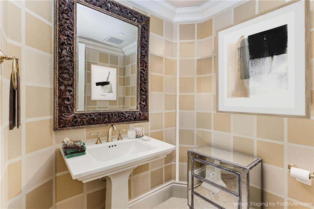 750 Park Avenue NE Unit 8E