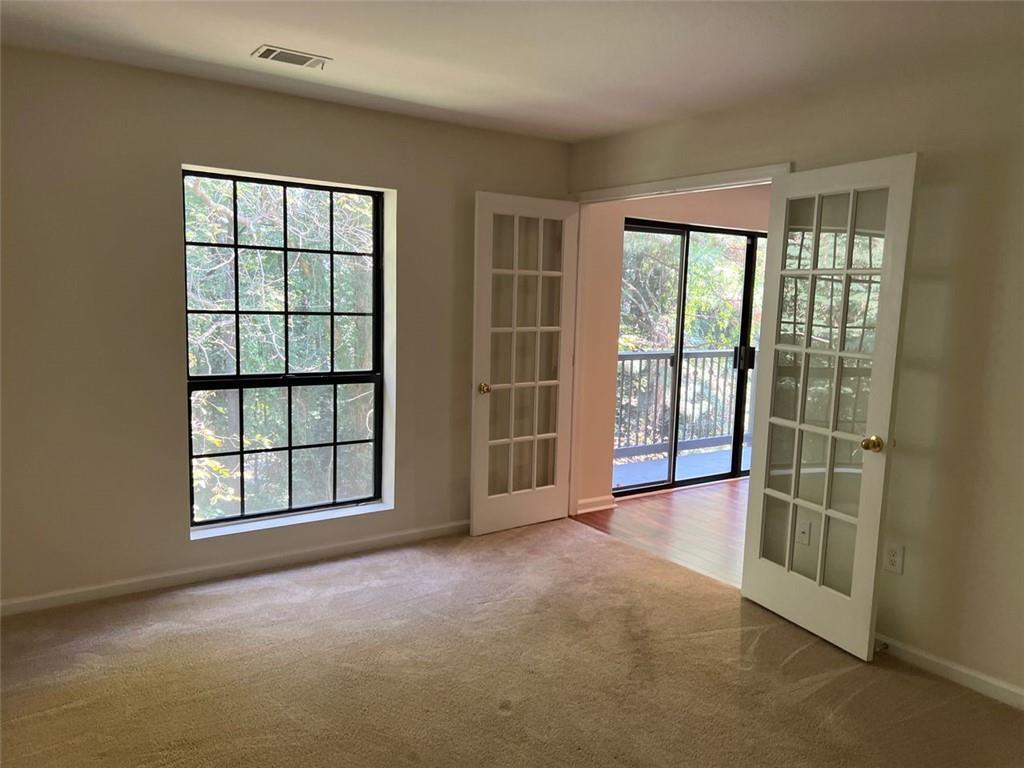 4211 PINE HEIGHTS Drive NE