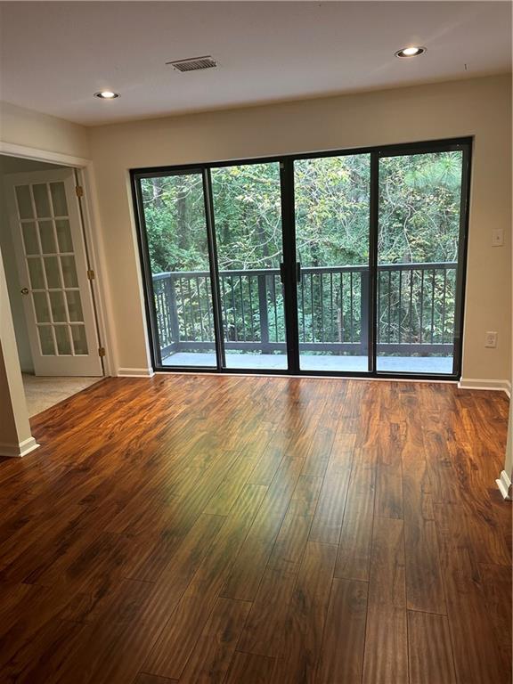 4211 PINE HEIGHTS Drive NE