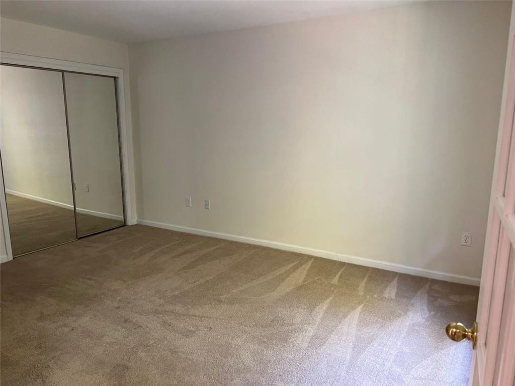 4211 PINE HEIGHTS Drive NE