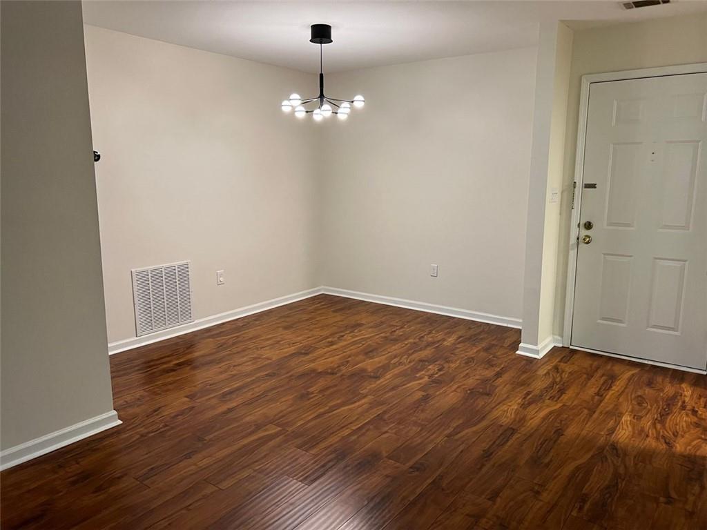 4211 PINE HEIGHTS Drive NE