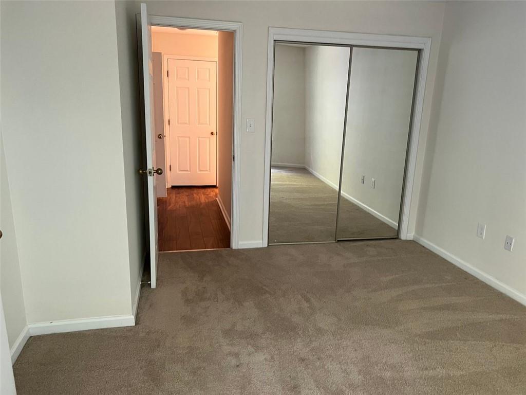 4211 PINE HEIGHTS Drive NE