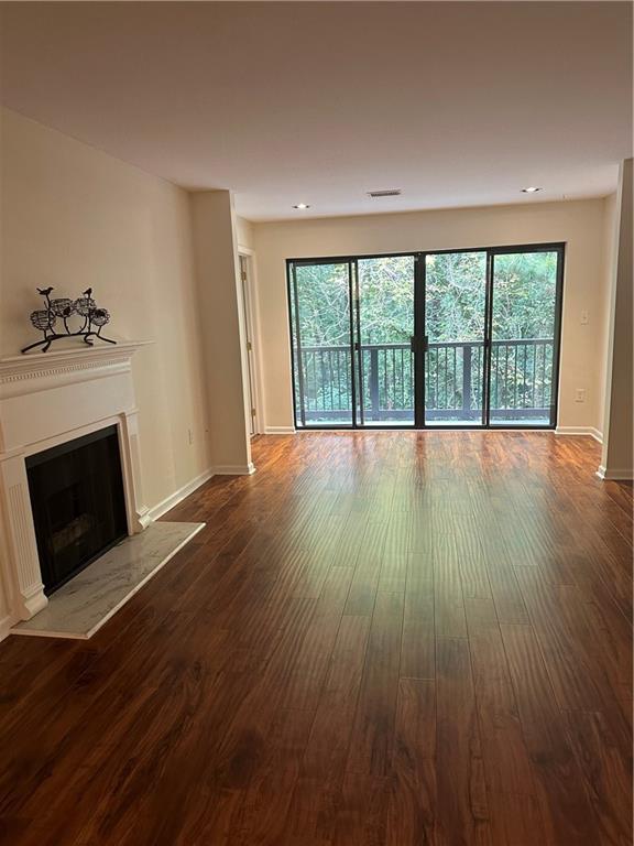 4211 PINE HEIGHTS Drive NE