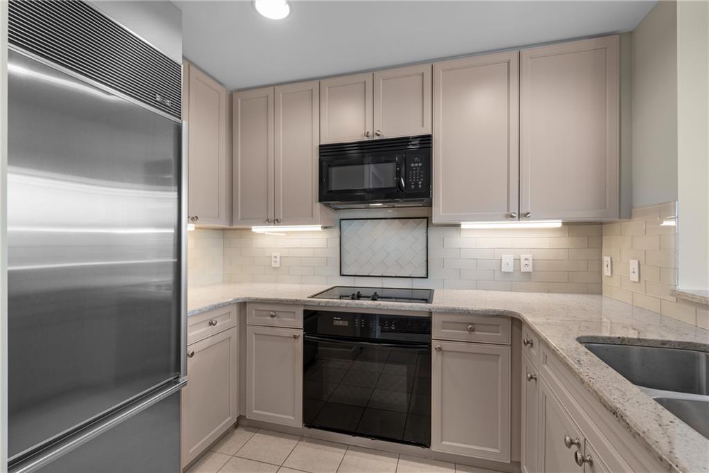 700 Park Regency Place NE Unit 1102