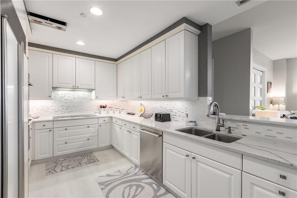 750 Park Avenue NE Unit 14SE