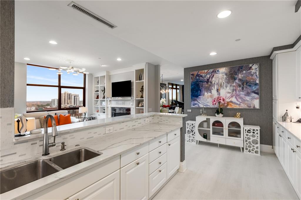 750 Park Avenue NE Unit 14SE