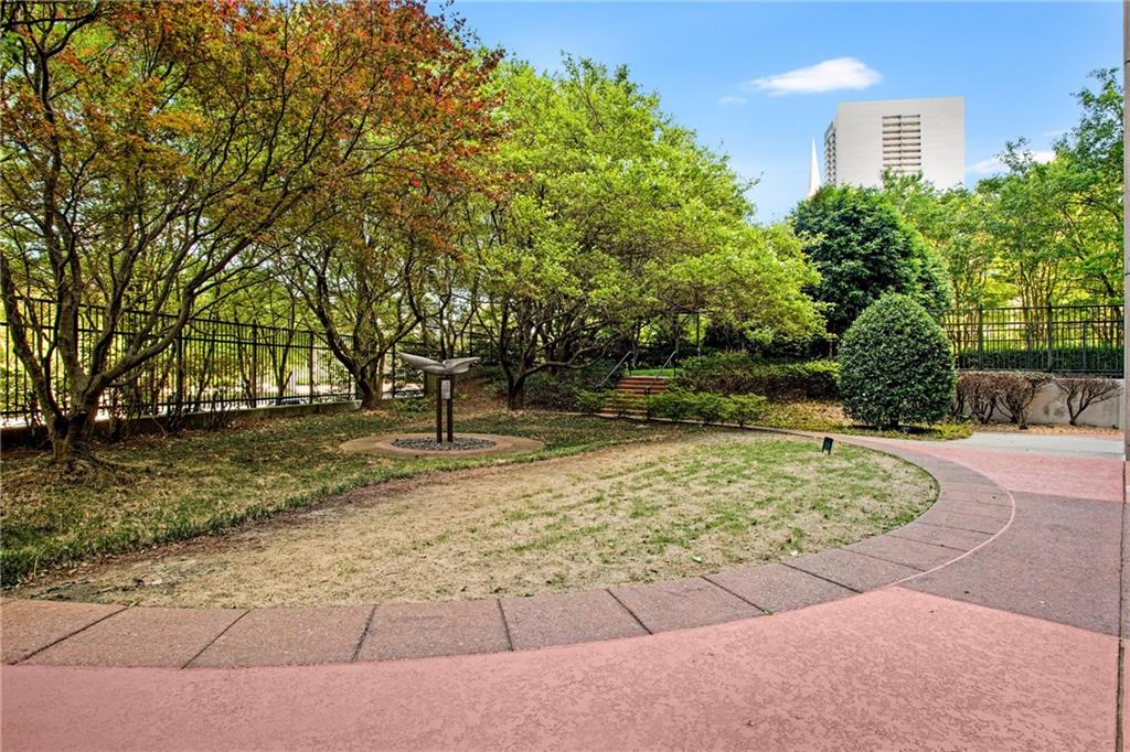 750 Park Avenue NE Unit 14SE