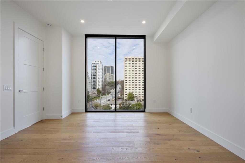 2425 PEACHTREE Road NE Unit 903