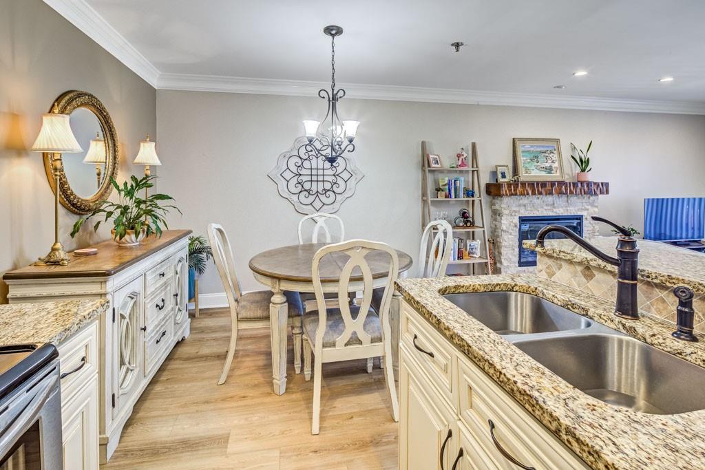 300 Johnson Ferry Road NE Unit A712