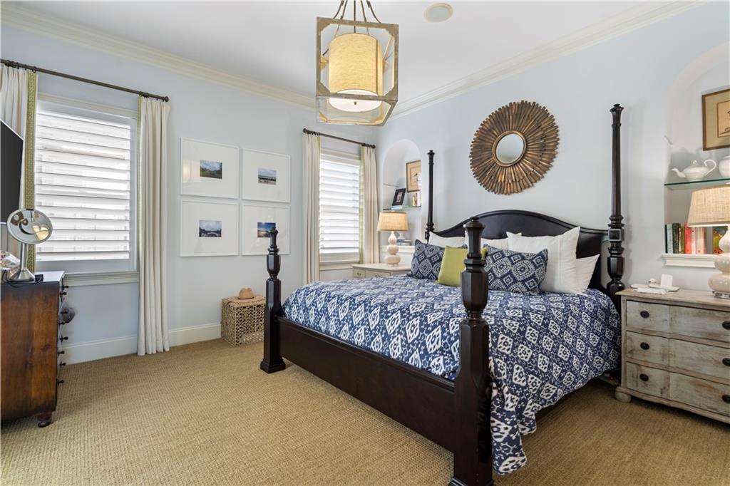 1477 Village Park Court NE