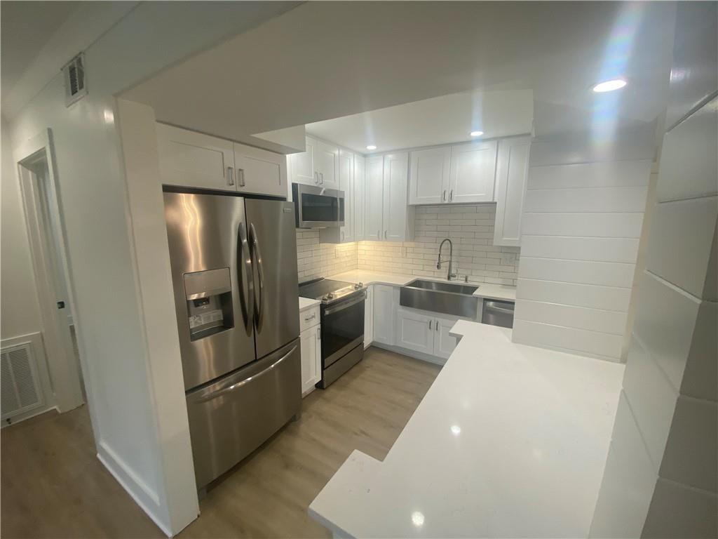 145 Amherst Place NW