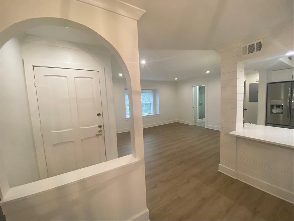 145 Amherst Place NW