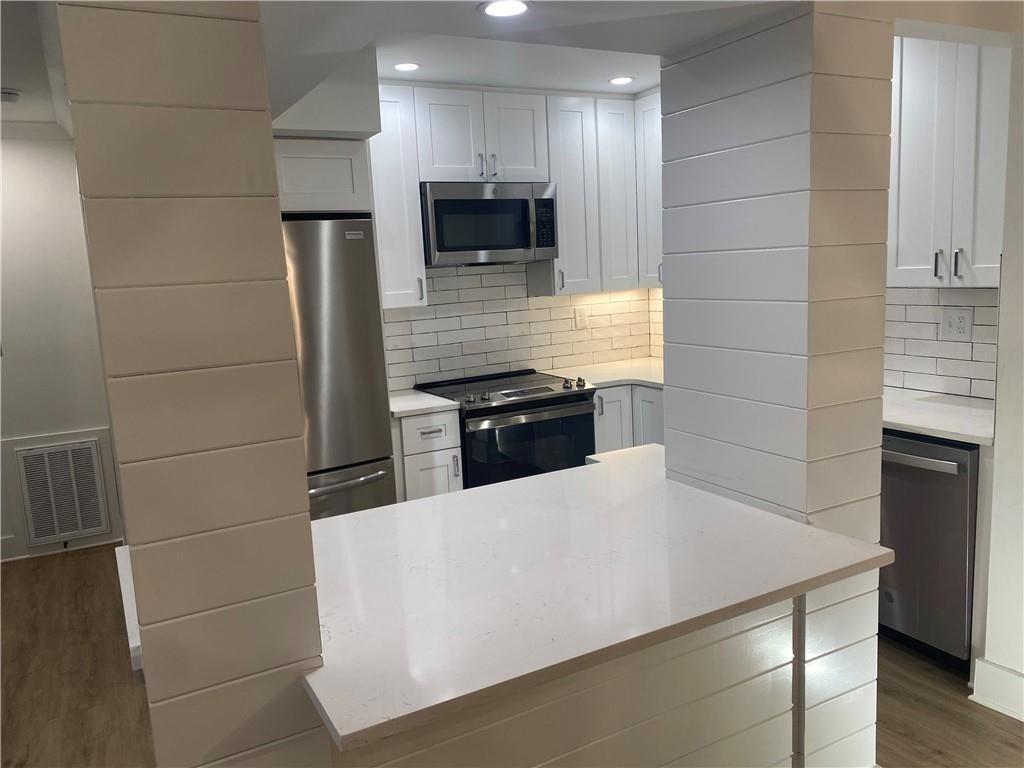 145 Amherst Place NW