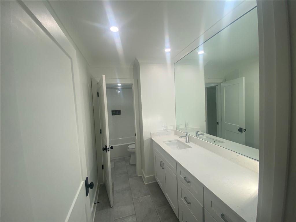 145 Amherst Place NW