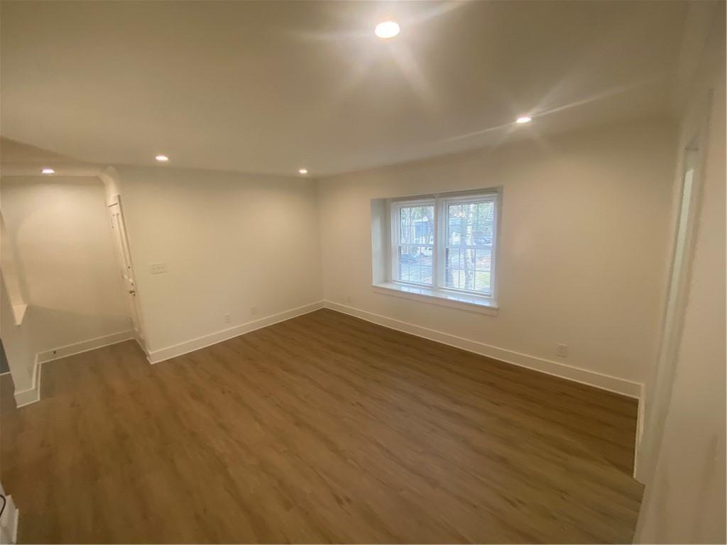 145 Amherst Place NW