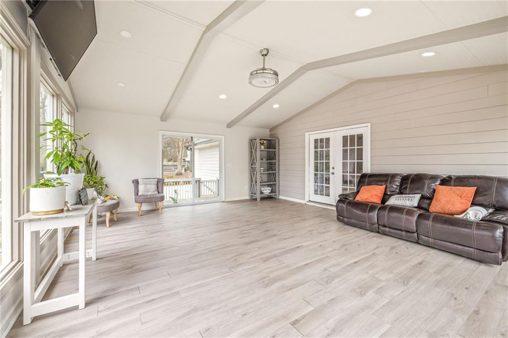 1035 Heather Court