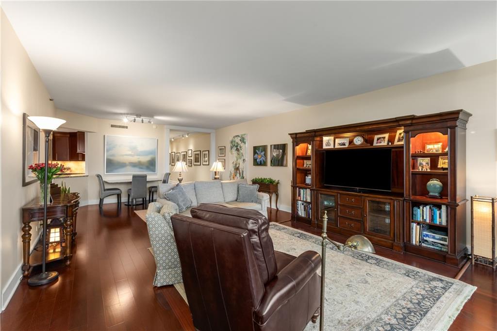 2660 Peachtree Road NW Unit 14D