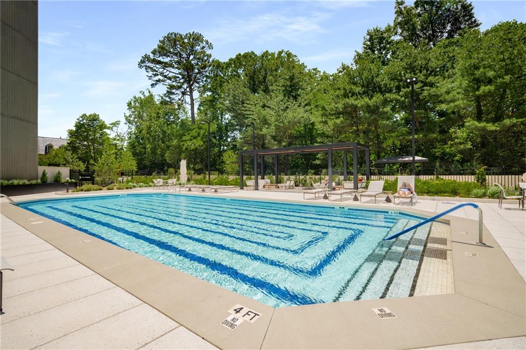 2660 Peachtree Road NW Unit 14D