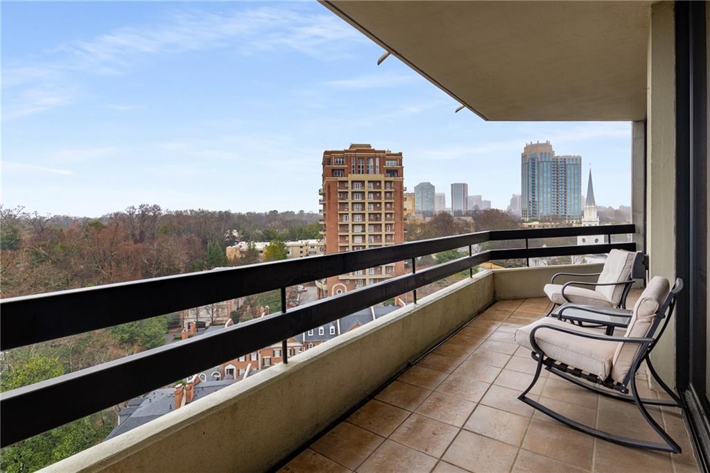 2660 Peachtree Road NW Unit 14D