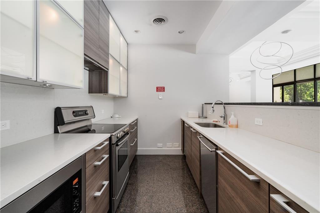 2660 Peachtree Road NW Unit 14D