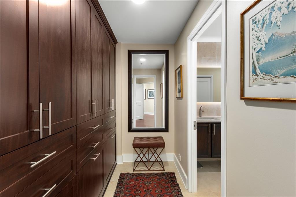 2660 Peachtree Road NW Unit 14D