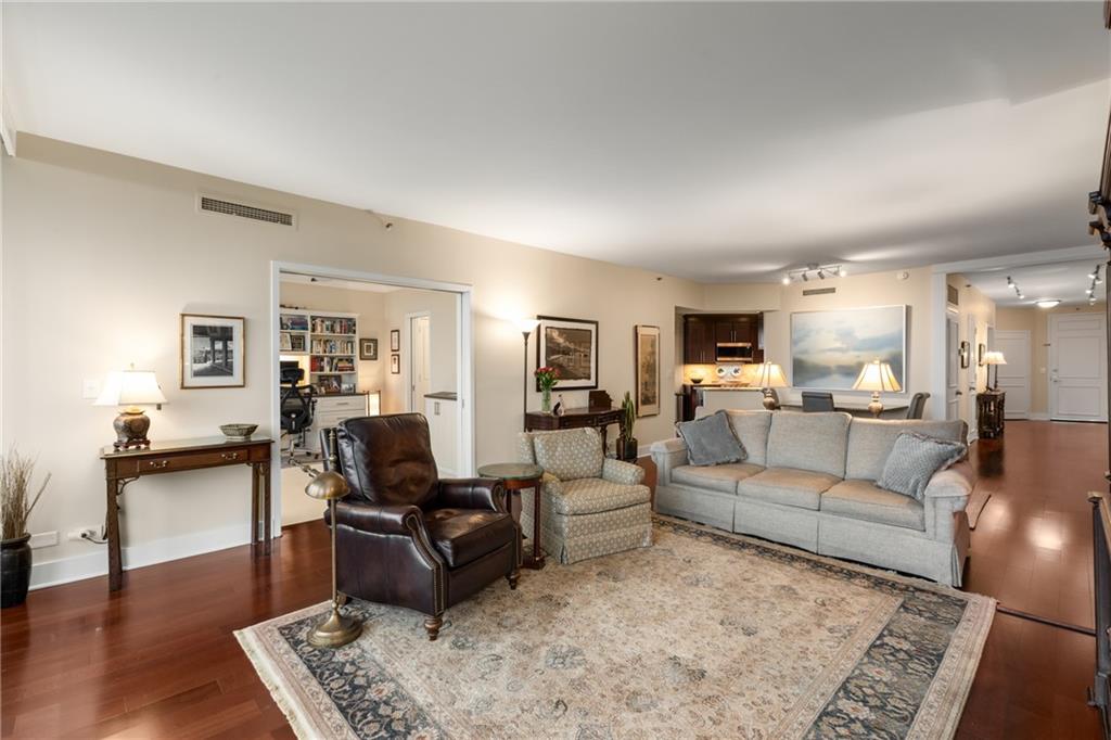 2660 Peachtree Road NW Unit 14D