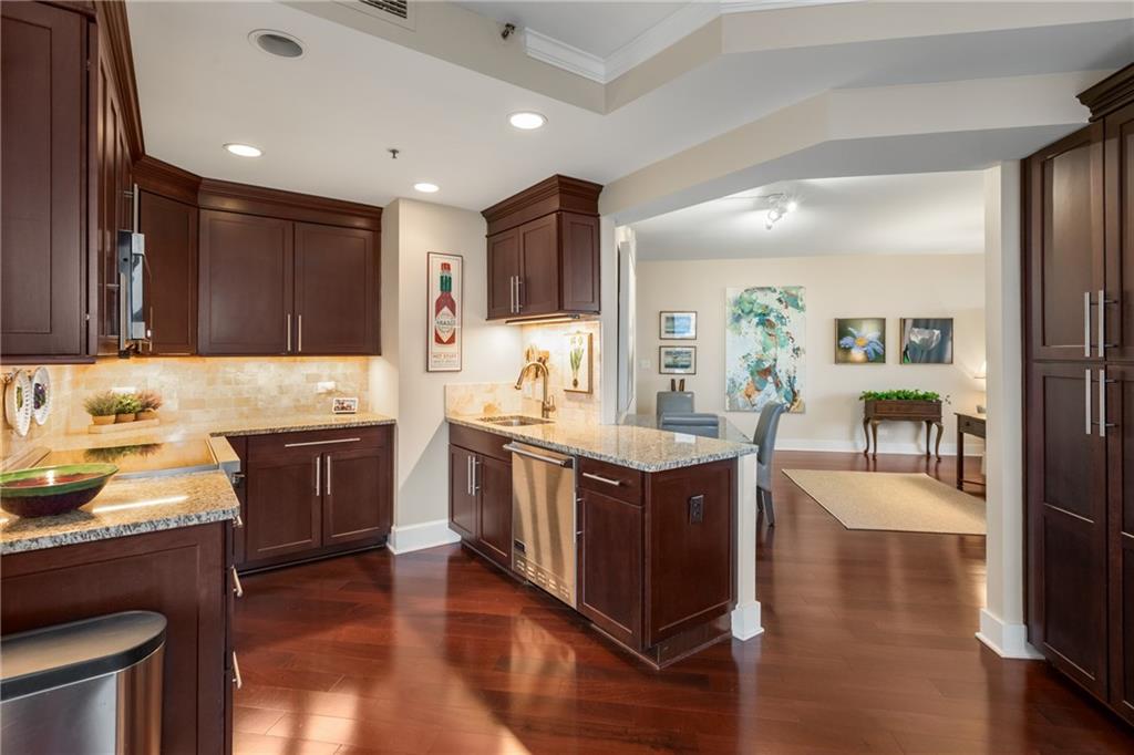 2660 Peachtree Road NW Unit 14D