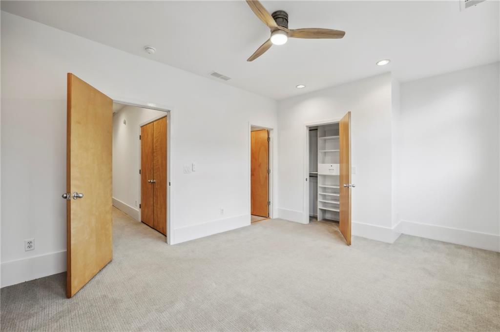 1303 Peachtree View NE