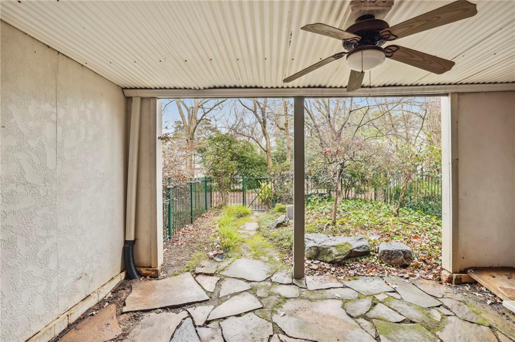 1303 Peachtree View NE
