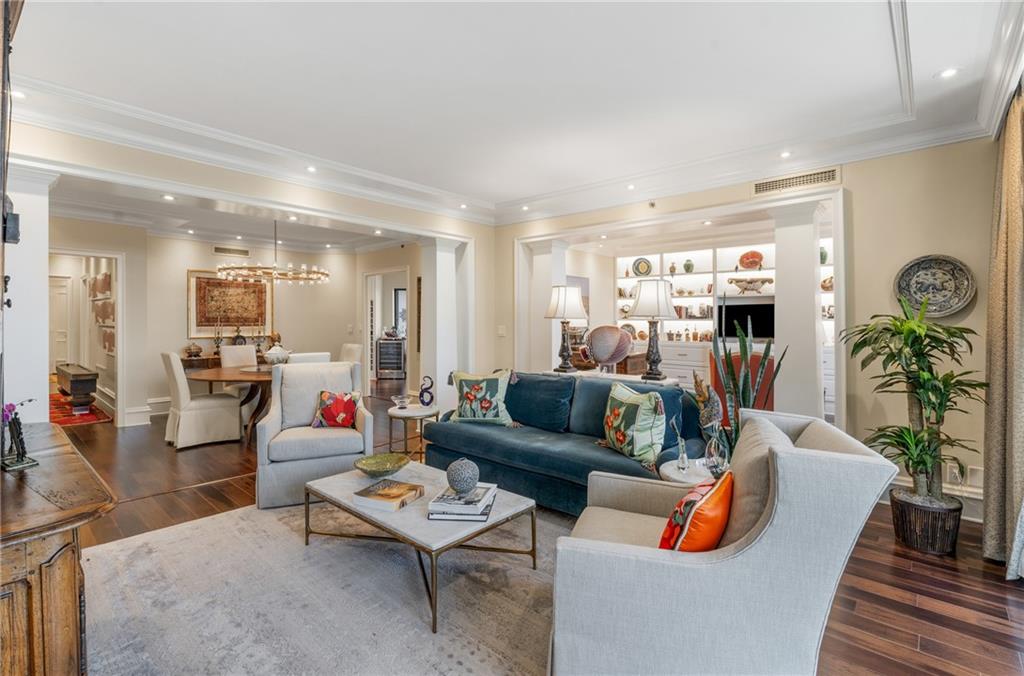 2660 Peachtree Road NW Unit 11G