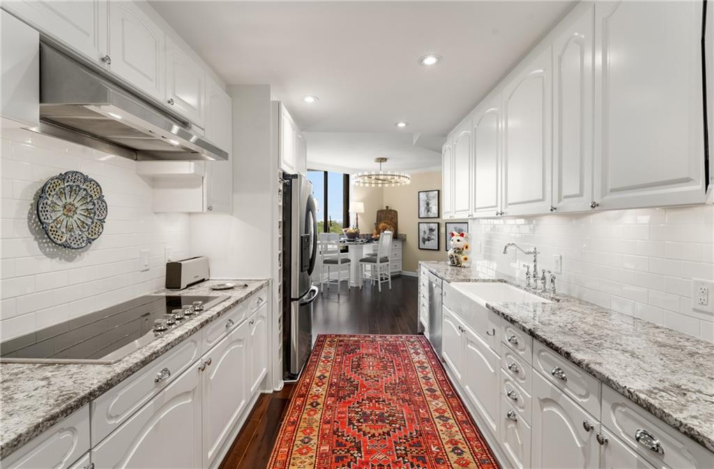 2660 Peachtree Road NW Unit 11G