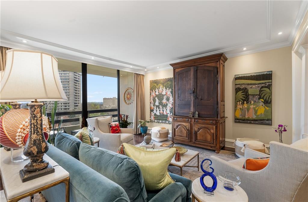 2660 Peachtree Road NW Unit 11G