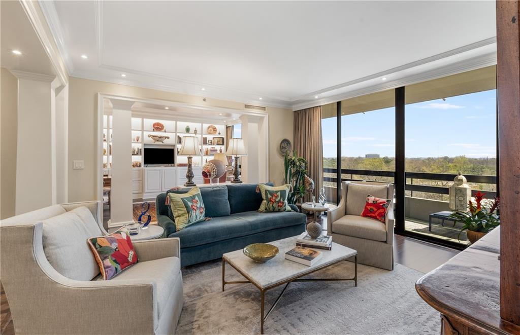 2660 Peachtree Road NW Unit 11G