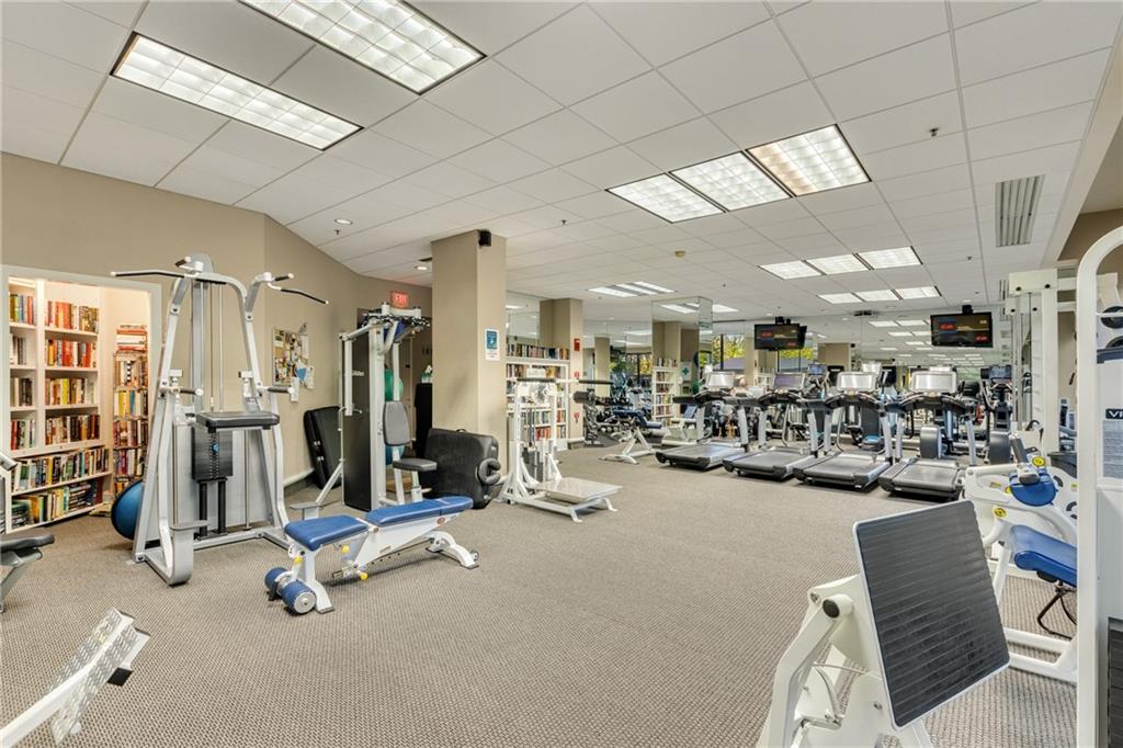 2660 Peachtree Road NW Unit 11G