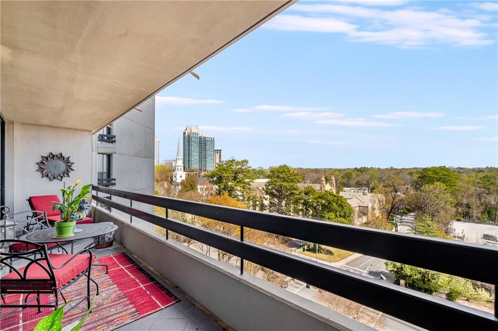 2660 Peachtree Road NW Unit 11G